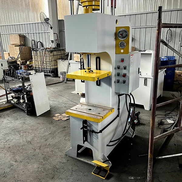 10 ton single arm hydraulic press right side view, compact structure suitable for small metal forming and pressing operations