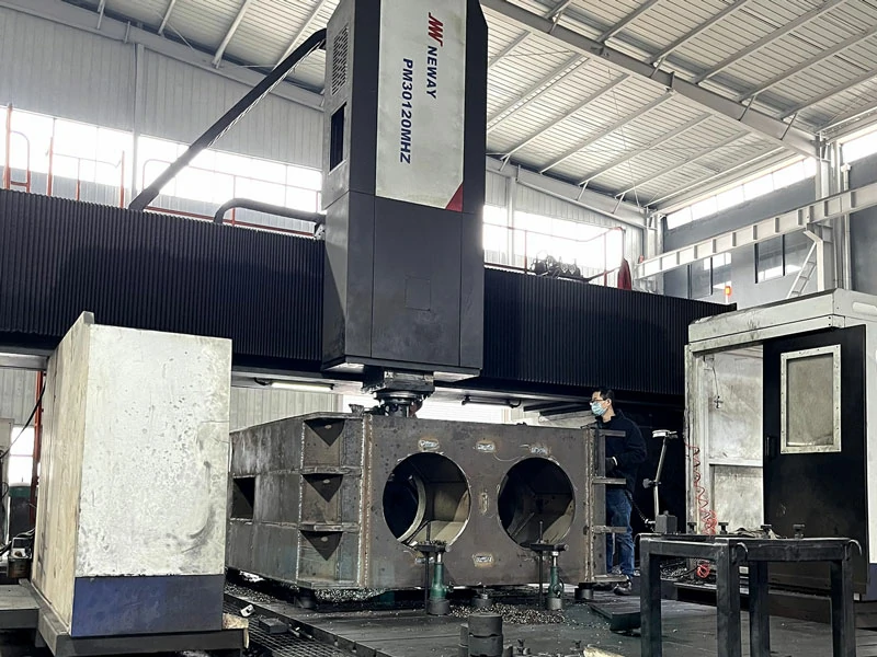 Gantry milling machine in operation at LS hydraulic press manufacturing workshop