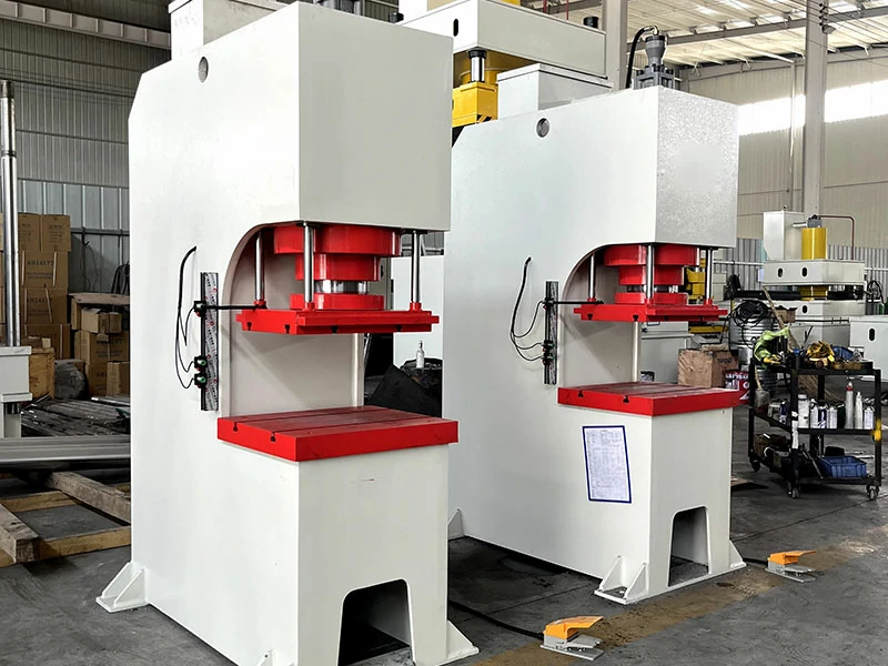 Hydraulic press for electrical power industry performing precision swaging of copper cable terminals and connectors