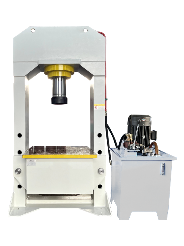 Heavy duty hydraulic press for automotive industry used in hot forging of powertrain gears and suspension components
