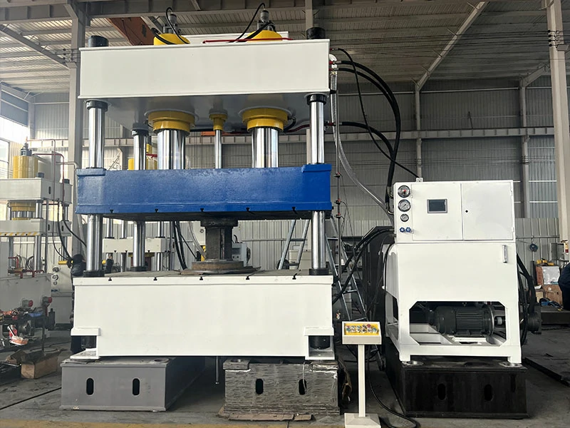 Hydraulic press for electrical power industry performing precision lamination pressing of silicon steel transformer cores